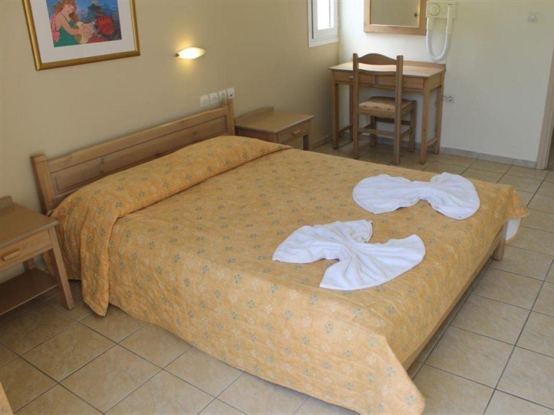 Varvaras Diamond Hotel Платанес Экстерьер фото